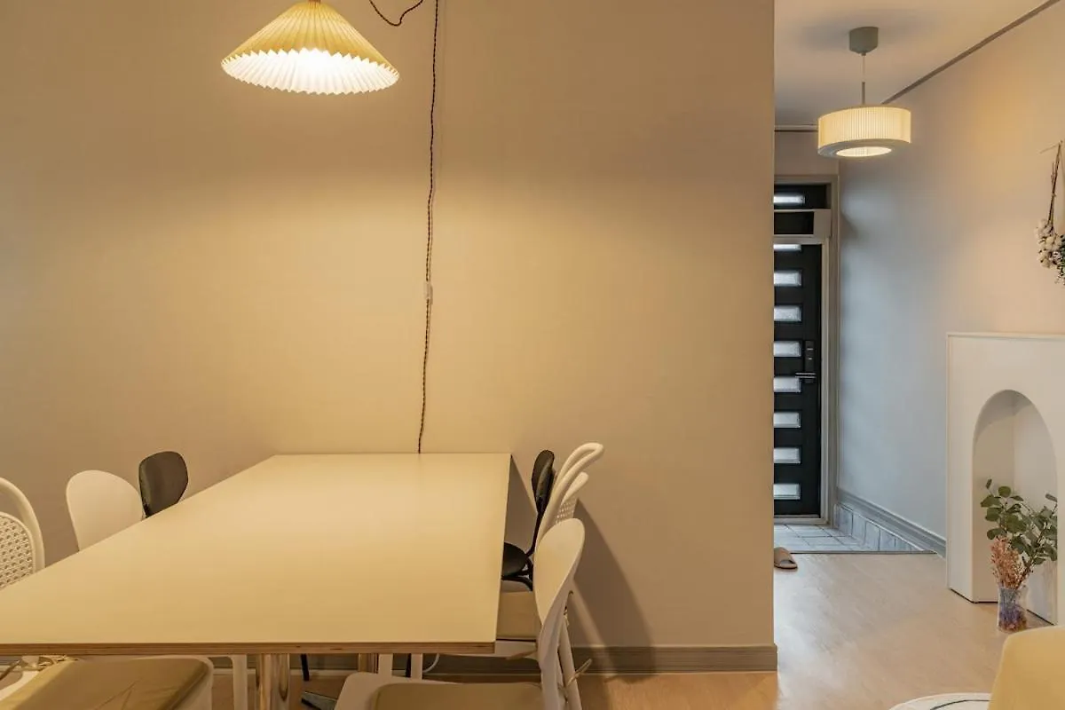 Apartment Stay Danbi - 3Mins To Gwangan Station Busan